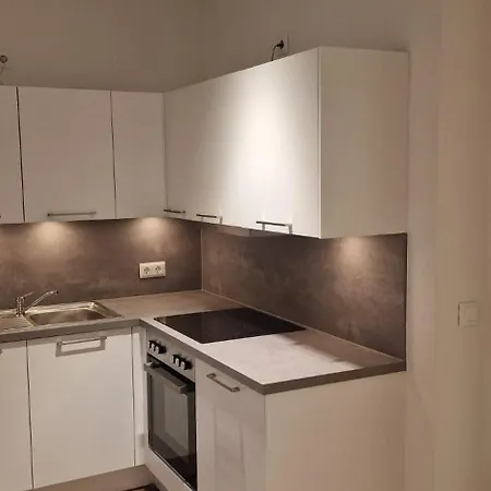 Barrierefrei Mit Fahrstuhl In Citylage Apartment Hannover